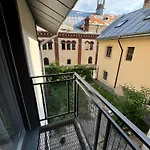 Kvartyra Mansarda Apartment *