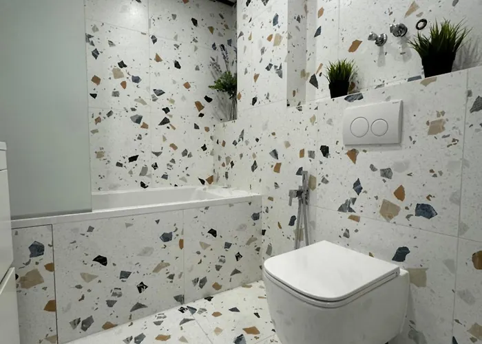 Apartment Kvartyra Mansarda *