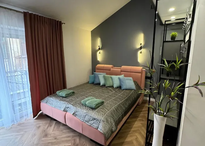 Kvartyra Mansarda * 利沃夫